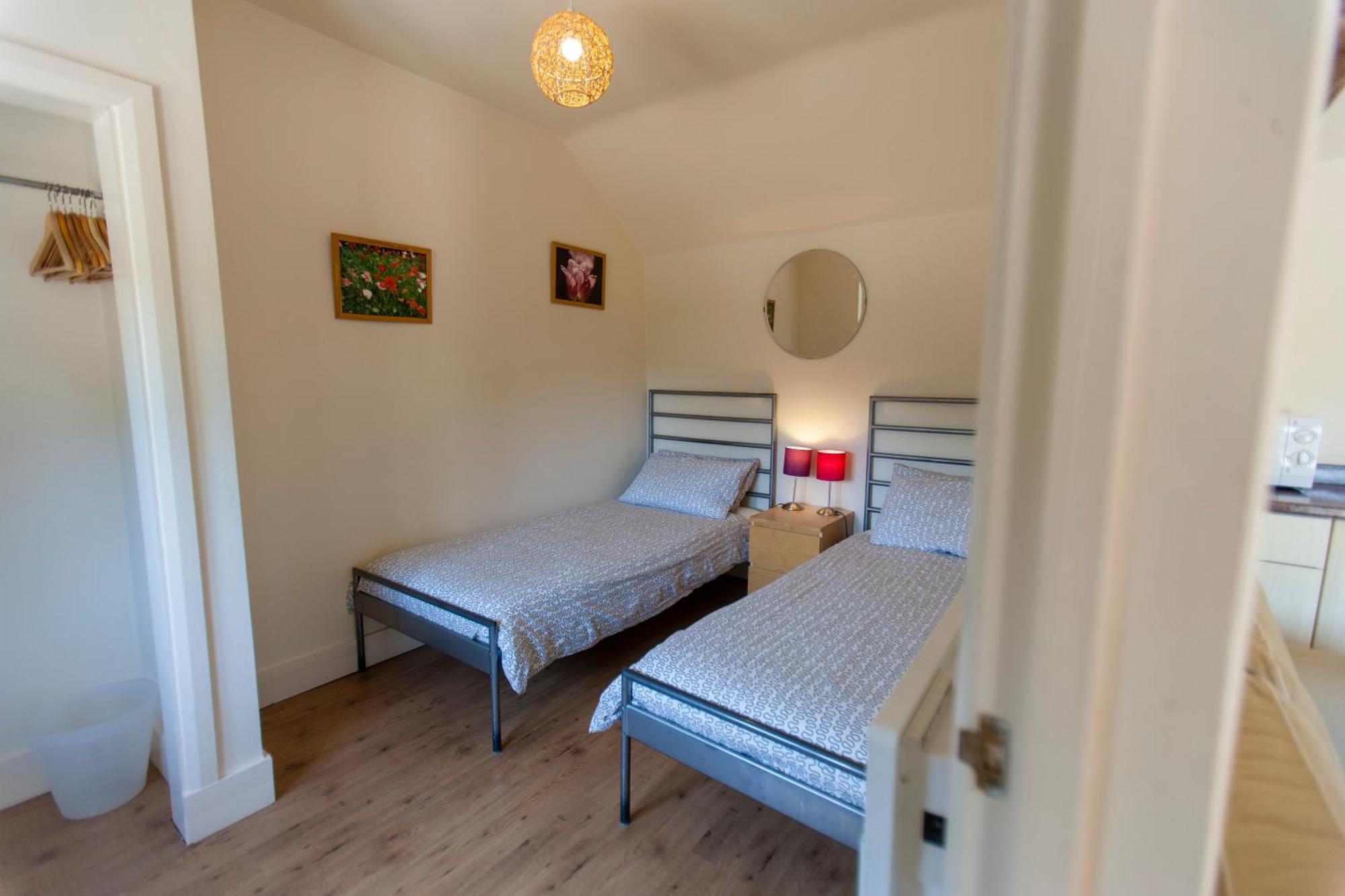 Five Cottages In Aonb And A Hobbit House! Canterbury Bagian luar foto