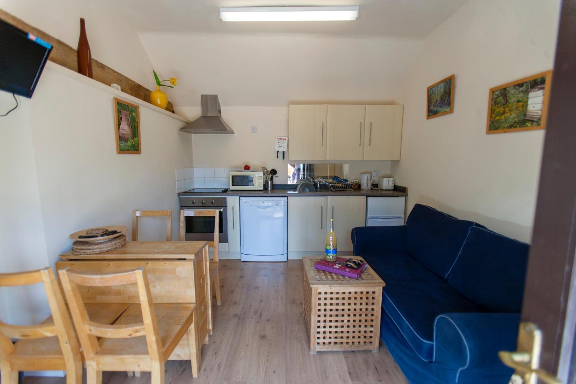 Five Cottages In Aonb And A Hobbit House! Canterbury Bagian luar foto